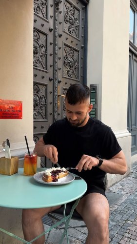 Video post from coffeeandwafflescz.