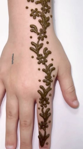 Video post from egyptian_henna_tattoos_florida.
