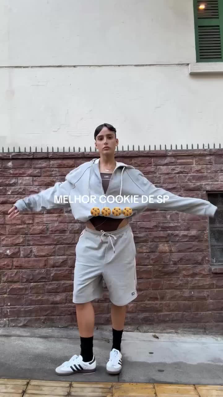 Video post from liveoficial.