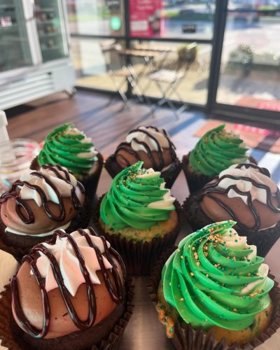 Photo post from smallcakestyler.