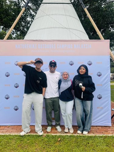 PostPhoto