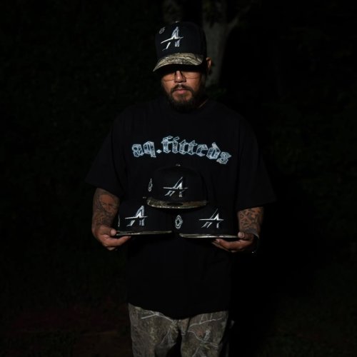 Carousel post from exclusive.fitted.