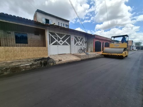 Carousel post from ananindeuapma.