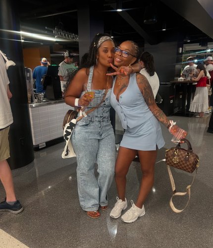 Carousel post from iam_jamee.