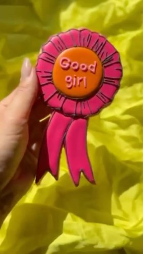 Video post from lovehoneyofficial.