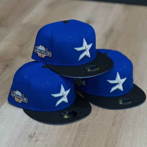 Carousel post from exclusive.fitted.