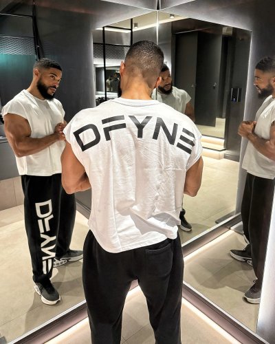 Carousel post from ph_gains.