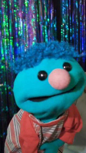 Video post from denfringe.