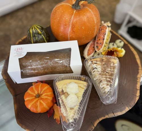 Photo post from marquettescakestudio.