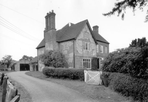 Photo post from themoathouse.