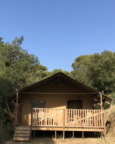 Carousel post from glampings.