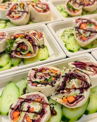 Carousel post from miditreizepontarlier.