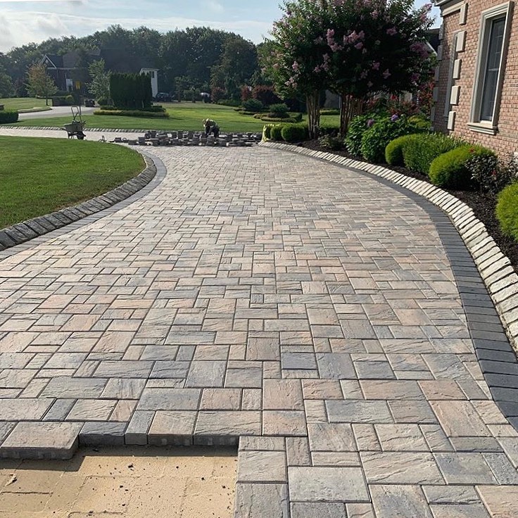 Carousel post from techobloc.