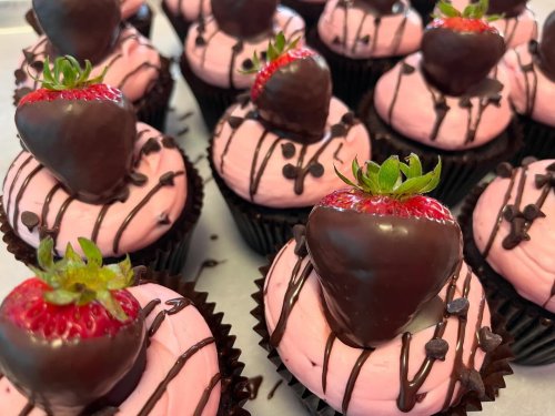 Photo post from smallcakestyler.