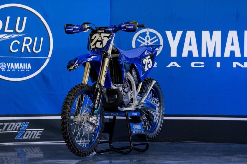 Carousel post from bertsmegamall.