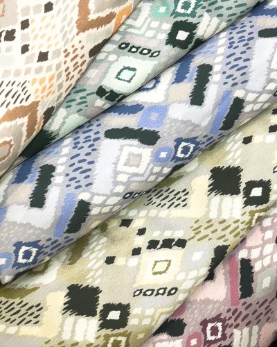 Carousel post from jakeltextile.