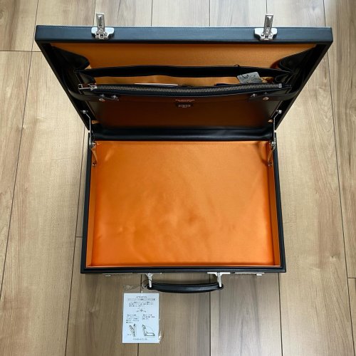 Carousel post from d0nk1ngram.