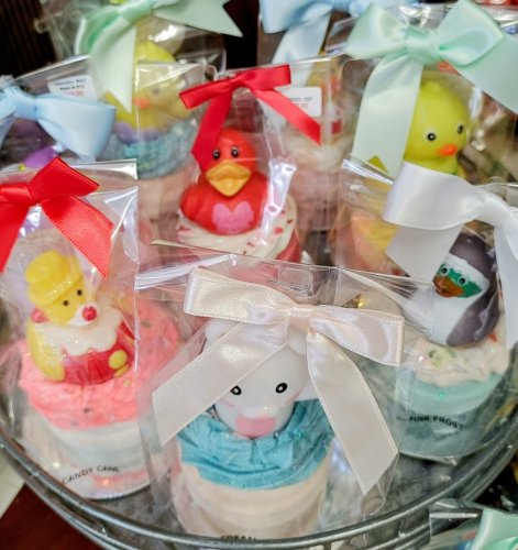 Carousel post from niftygiftynorfolk.