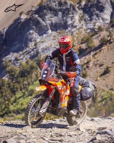 Photo post from motomax.