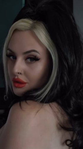 Video post from annabelles_wigs.
