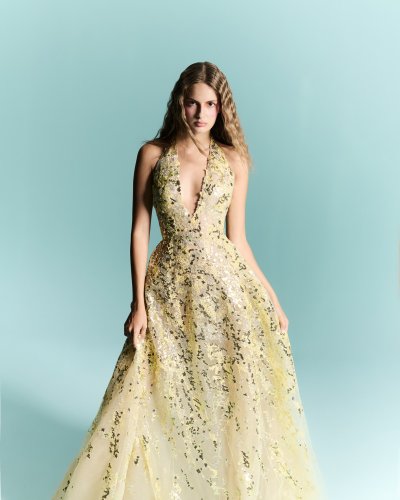 Carousel post from jolibride.