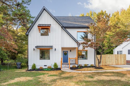 Carousel post from qc.builders.