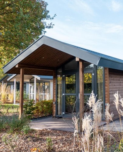 Carousel post from glampings.