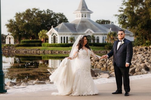 Carousel post from thecurvybridenj.