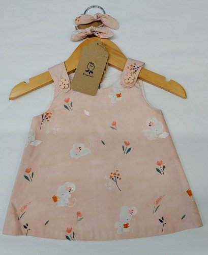 Carousel post from niftygiftynorfolk.