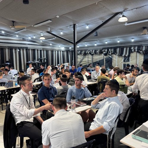 Carousel post from ncsykollel.