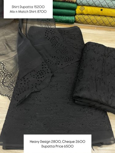 Carousel post from akbar_fabrics_.