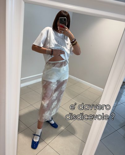 Carousel post from soniajamp.