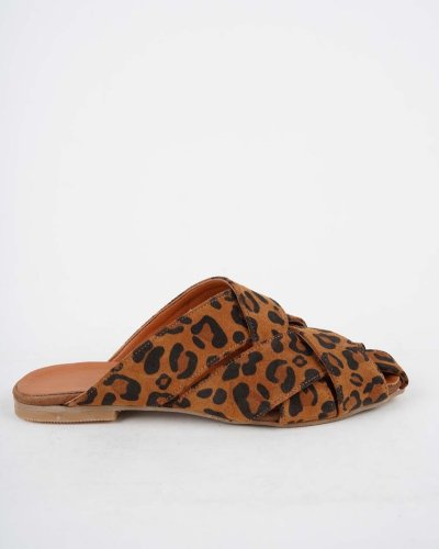 Carousel post from ossoshoes.