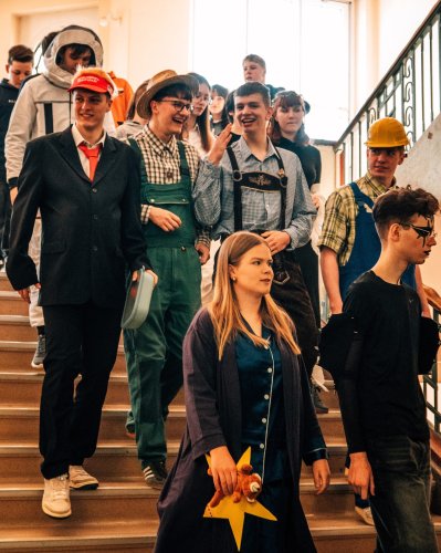 Carousel post from whg_riesa.