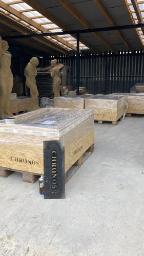 Video post from chronos_collection.