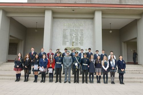 Carousel post from escuelamilitaroficial.