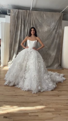 Video post from lelitebridal.