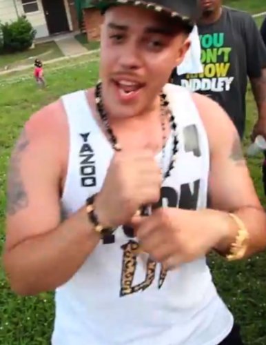 Carousel post from oyella.