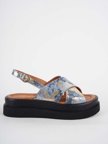 Carousel post from ossoshoes.