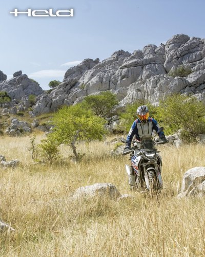 Photo post from motomax.
