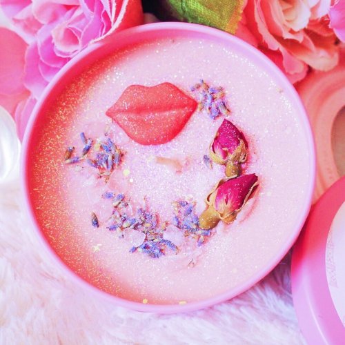 Carousel post from margaritabloom.