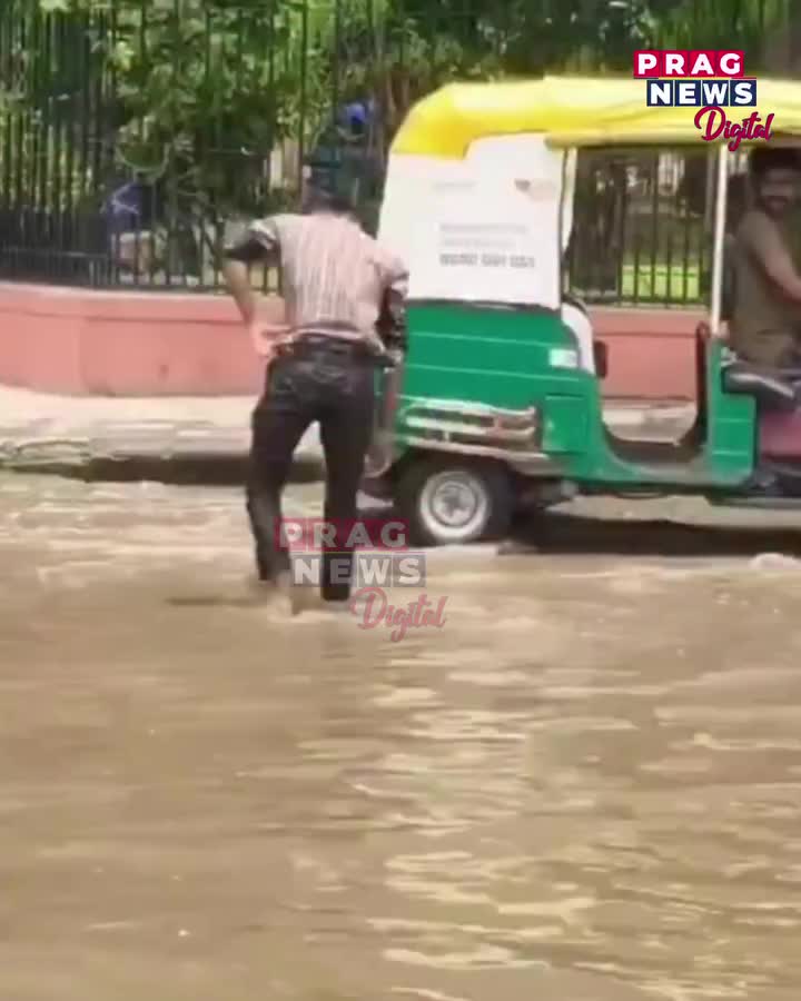 Video post from pragnewsofficial.
