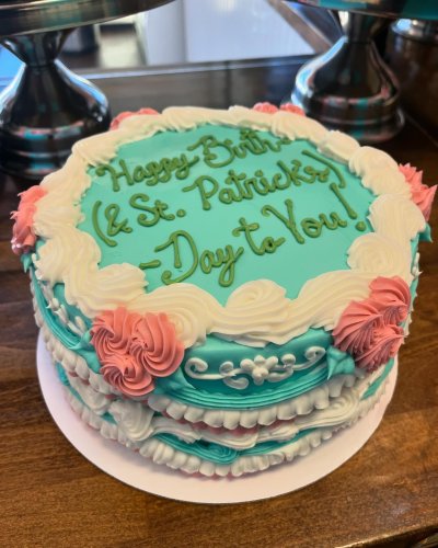 Photo post from smallcakestyler.