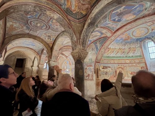 Carousel post from aur_arts.