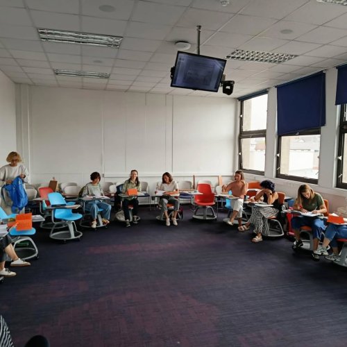 Carousel post from ellacuriazurbaranbhi.