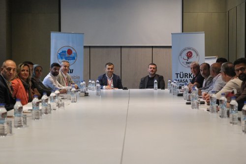 Carousel post from turkiyemasatenisifederasyonu.