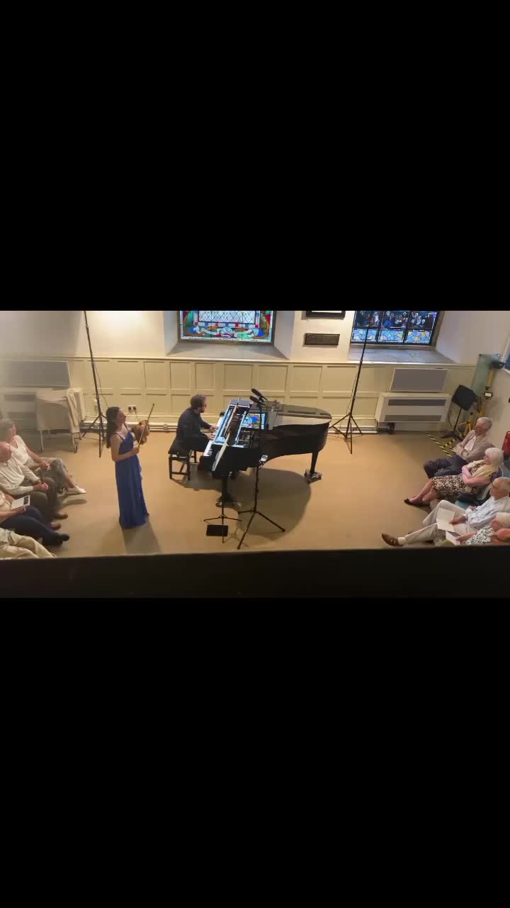 Video post from duofabulae.