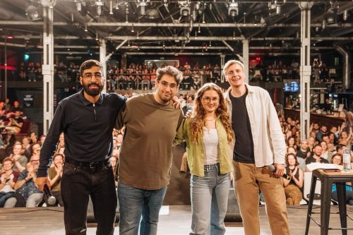 Carousel post from leavenoonebehind2020.