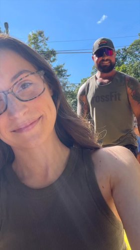 Video post from cameronschillinglive.