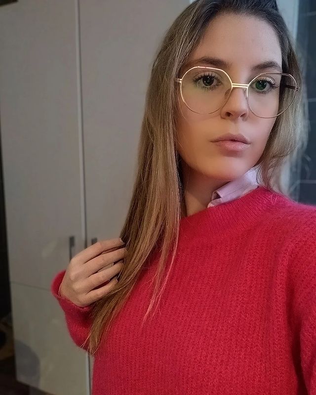 Photo post from jujukeee.